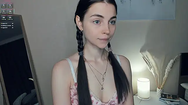 MaryJacksoon online show from 11-22-25, 07:51