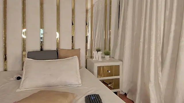 MicaelaHot  online show from 02-27-25, 02:21