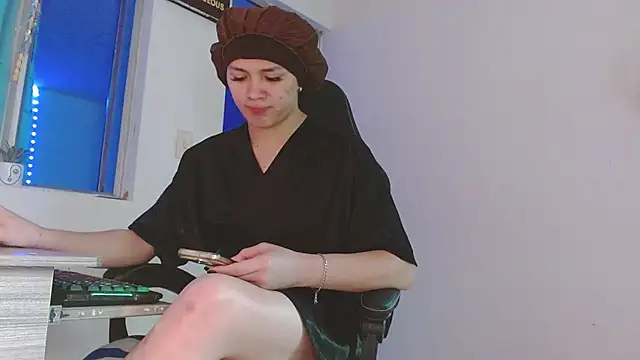 giuliana andrade online show from 07-18-26, 01:32