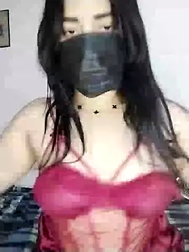 Snapshot of Tota_Khan chatting on 02-26-25, 01:00 Tota Khan online show from 02-26-25, 01:00