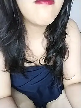 Snapshot of Tota_Khan chatting on 10-18-25, 01:30 Tota Khan online show from 10-18-25, 01:30