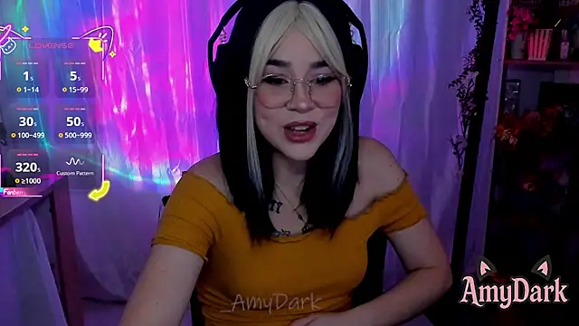 Snapshot of _AmyDark chatting on 09-24-25, 08:34 AmyDark online show from 09-24-25, 08:34