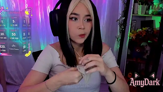 Snapshot of _AmyDark chatting on 10-07-25, 04:59 AmyDark online show from 10-07-25, 04:59