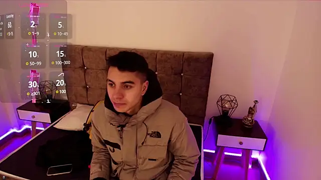 Snapshot of Amadeo_Wild chatting on 12-02-24, 01:57 Amadeo Wild online show from 12-02-24, 01:57