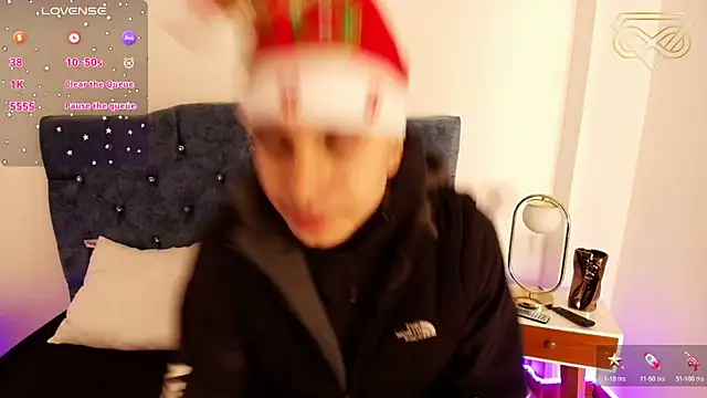 Snapshot of Amadeo_Wild chatting on 12-13-24, 02:16 Amadeo Wild online show from 12-13-24, 02:16