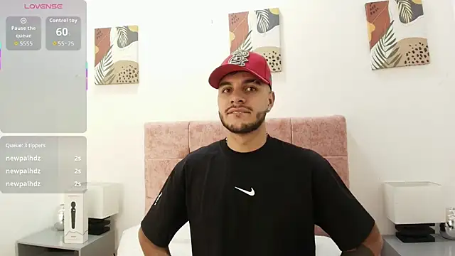 Snapshot of Amadeo_Wild chatting on 09-20-25, 09:38 Amadeo Wild online show from 09-20-25, 09:38