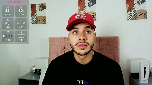 Snapshot of Amadeo_Wild chatting on 09-24-25, 03:37 Amadeo Wild online show from 09-24-25, 03:37