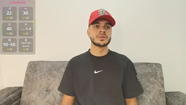 Snapshot of Amadeo_Wild chatting on 10-04-25, 09:46 Amadeo Wild online show from 10-04-25, 09:46