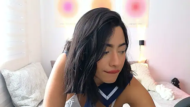 AlessaPears online show from 10-22-25, 08:30