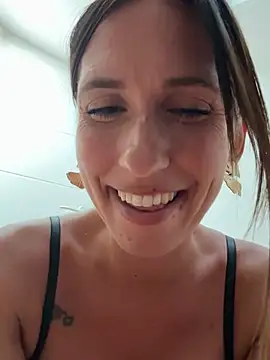 lola tentatiion online show from 07-16-26, 07:42