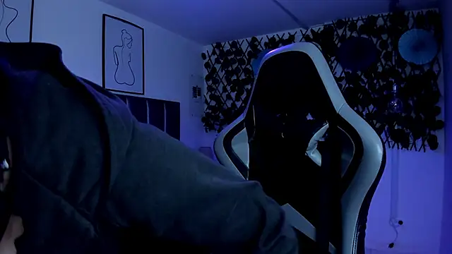 Kitty Gang online show from 06-29-26, 02:07