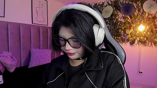 Kitty Gang online show from 08-07-26, 12:45