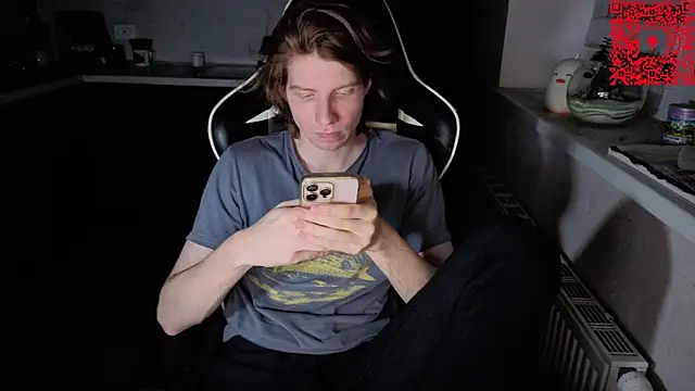 Snapshot of spaisenok chatting on 11-24-25, 01:49 spaisenok online show from 11-24-25, 01:49