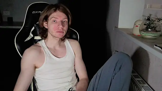 Snapshot of spaisenok chatting on 12-03-25, 01:20 spaisenok online show from 12-03-25, 01:20