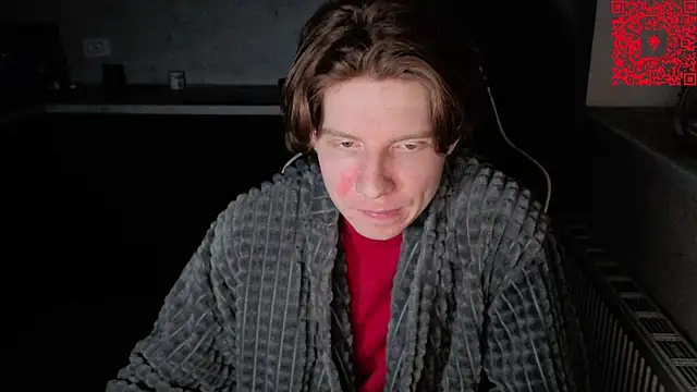 Snapshot of spaisenok chatting on 12-13-25, 10:04 spaisenok online show from 12-13-25, 10:04