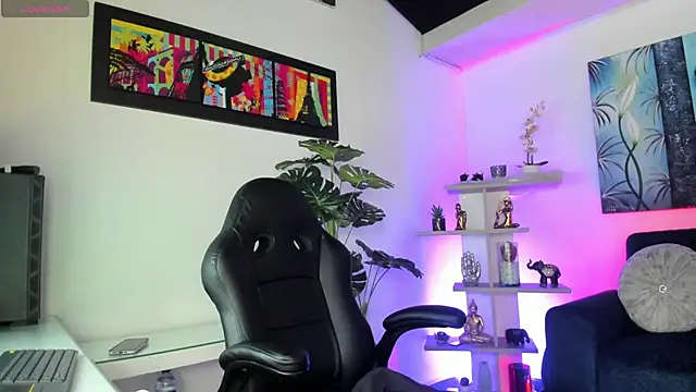 Snapshot of BaphyBaby chatting on 03-18-25, 07:20 BaphyBaby online show from 03-18-25, 07:20