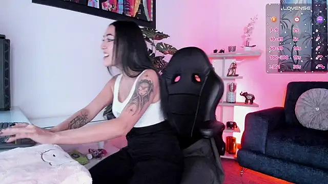 Snapshot of BaphyBaby chatting on 03-20-25, 11:49 BaphyBaby online show from 03-20-25, 11:49