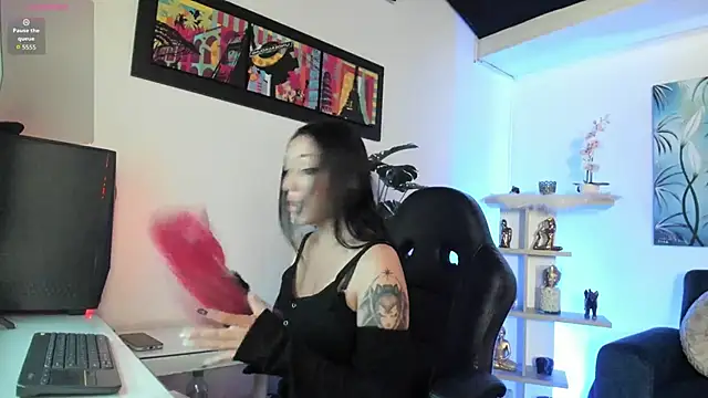 Snapshot of BaphyBaby chatting on 10-17-25, 07:16 BaphyBaby online show from 10-17-25, 07:16