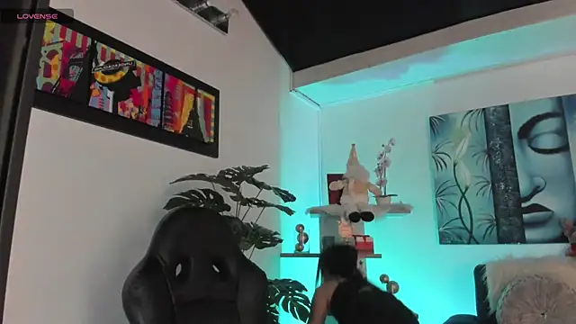 Snapshot of BaphyBaby chatting on 12-15-25, 07:07 BaphyBaby online show from 12-15-25, 07:07