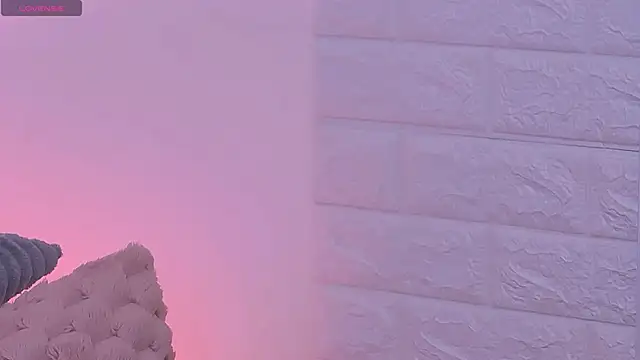 Ariel  Blossom online show from 10-17-25, 05:32