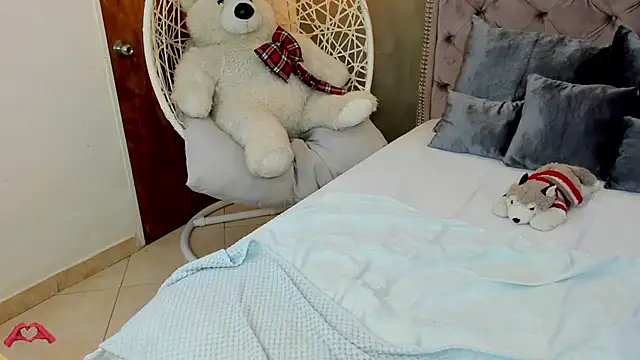 Snapshot of laris_park chatting on 01-11-25, 01:16 laris park online show from 01-11-25, 01:16