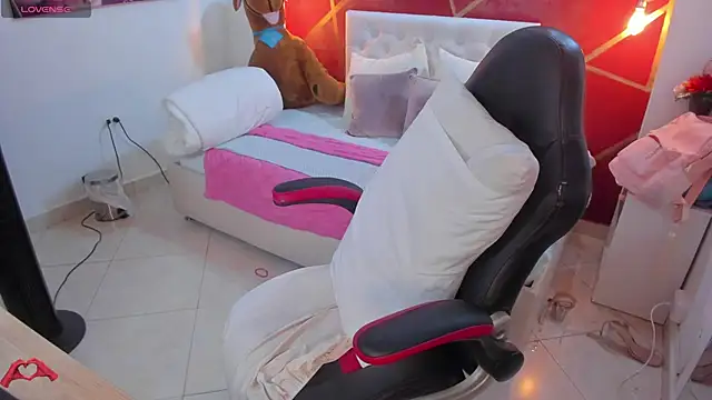 Snapshot of laris_park chatting on 03-02-25, 08:50 laris park online show from 03-02-25, 08:50