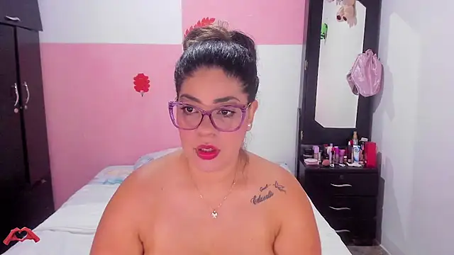 Snapshot of laris_park chatting on 10-30-25, 08:38 laris park online show from 10-30-25, 08:38