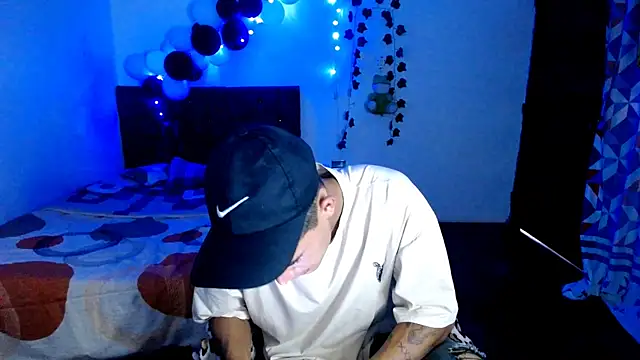 freddy romas online show from 11-25-25, 06:52