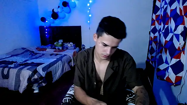 Snapshot of freddy_romas chatting on 01-06-26, 05:05 freddy romas online show from 01-06-26, 05:05