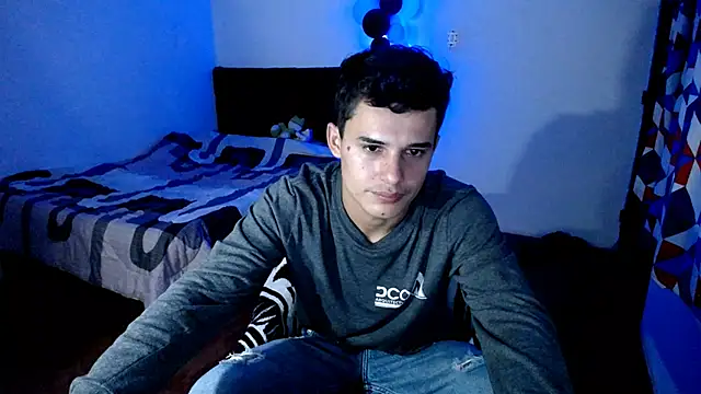 Snapshot of freddy_romas chatting on 01-18-26, 03:54 freddy romas online show from 01-18-26, 03:54