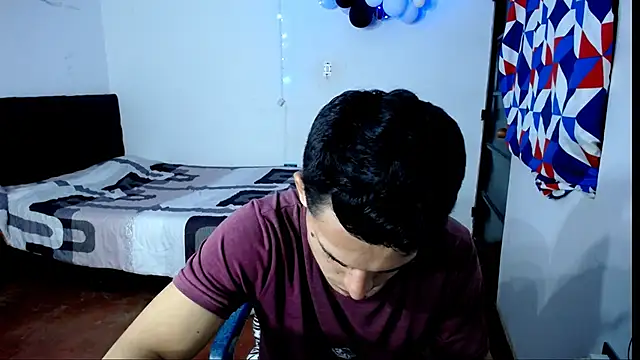 Snapshot of freddy_romas chatting on 02-10-26, 02:37 freddy romas online show from 02-10-26, 02:37