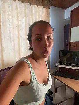 yaralyminjo2 online show from 01-09-25, 10:52