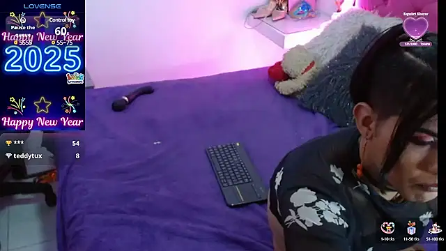 Snapshot of AlexaFontana chatting on 02-01-25, 08:39 AlexaFontana online show from 02-01-25, 08:39