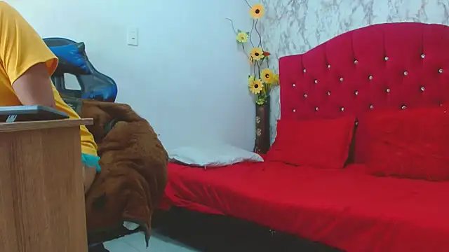 AlexaFontana online show from 02-05-26, 04:17