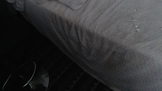 Snapshot of mysterymel chatting on 09-22-25, 06:15 mysterymel online show from 09-22-25, 06:15