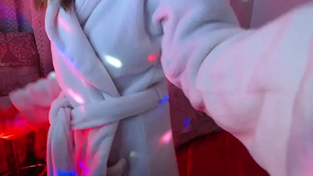 Snapshot of mysterymel chatting on 10-18-25, 12:02 mysterymel online show from 10-18-25, 12:02