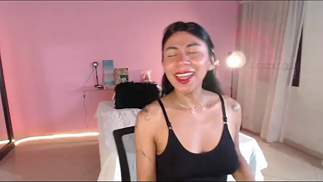 selene gils online show from 06-10-26, 06:51