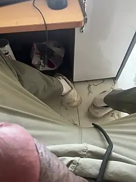 Snapshot of son_lover_dick chatting on 02-28-25, 08:53 son lover dick online show from 02-28-25, 08:53