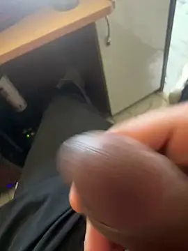 Snapshot of son_lover_dick chatting on 03-05-25, 07:27 son lover dick online show from 03-05-25, 07:27