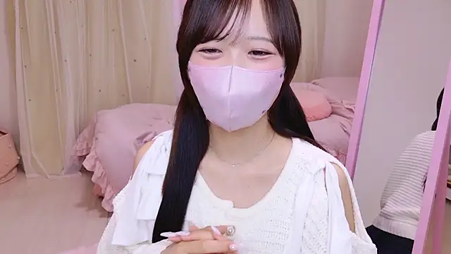 Snapshot of HANApipi chatting on 02-20-26, 01:57 HANApipi online show from 02-20-26, 01:57