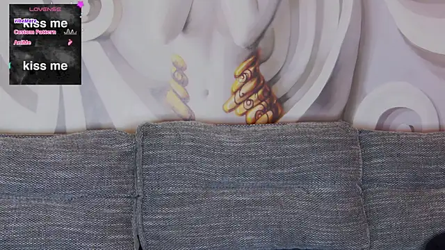 hailey peach online show from 02-21-25, 12:16