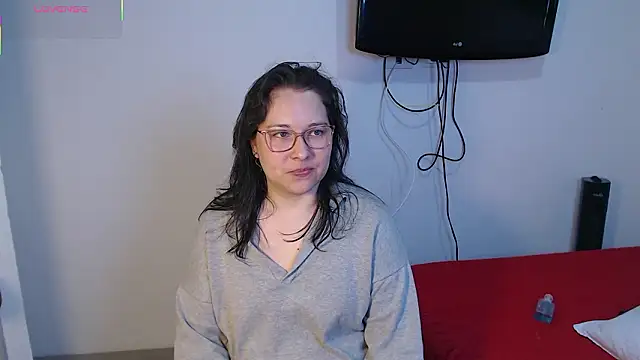 Snapshot of May_Carlier chatting on 03-01-26, 03:19 May Carlier online show from 03-01-26, 03:19