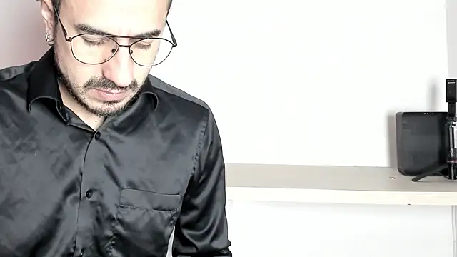 pablo-rincon95 online show from 12-31-24, 02:03