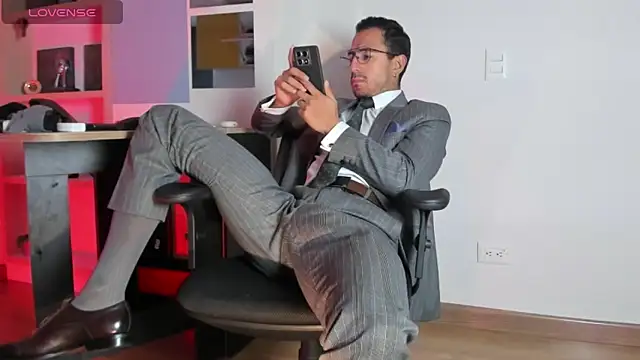 Snapshot of pablo-rincon95 chatting on 12-05-25, 11:52 pablo-rincon95 online show from 12-05-25, 11:52