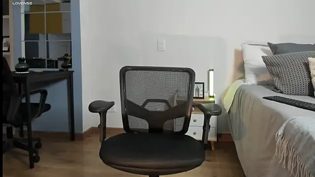 pablo-rincon95 online show from 04-06-26, 12:50