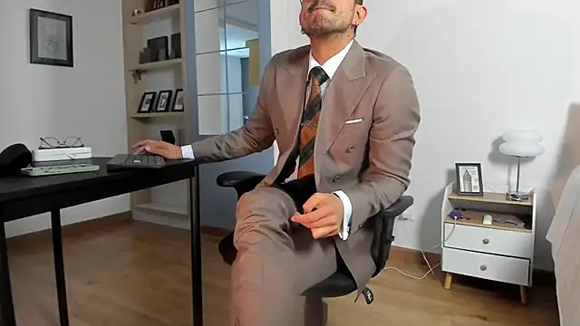 pablo-rincon95 online show from 07-04-26, 03:18