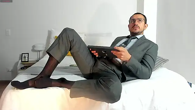 pablo-rincon95 online show from 07-10-26, 01:03