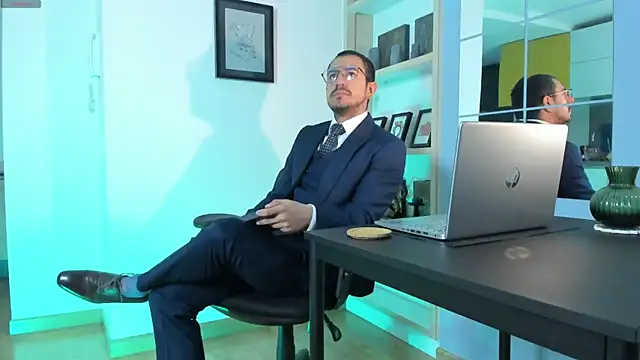 pablo-rincon95 online show from 07-23-26, 11:19