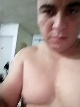 Snapshot of caramelodechile chatting on 09-28-25, 02:11 caramelodechile online show from 09-28-25, 02:11