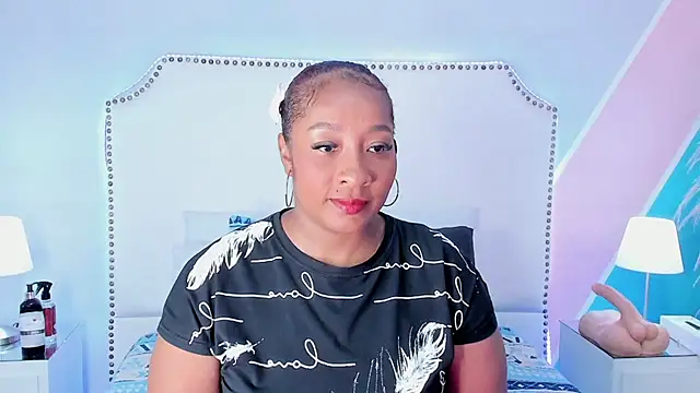 Snapshot of Krystal_cambell1 chatting on 05-20-26, 07:42 Krystal cambell1 online show from 05-20-26, 07:42